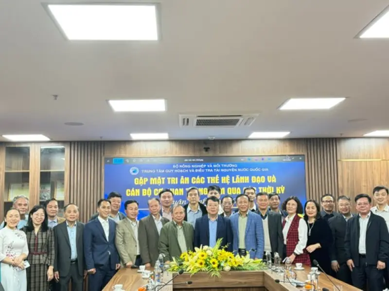 Trung tâm Quy hoạch và Điều tra tài nguyên nước quốc gia gặp mặt tri ân các thế hệ lãnh đạo và cán bộ cơ quan Trung tâm qua các thời kỳ nhân dịp Xuân Bính Ngọ năm 2026